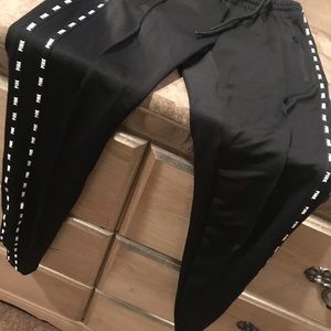 Nwt 18 vs Pink Skinny track Pant xs